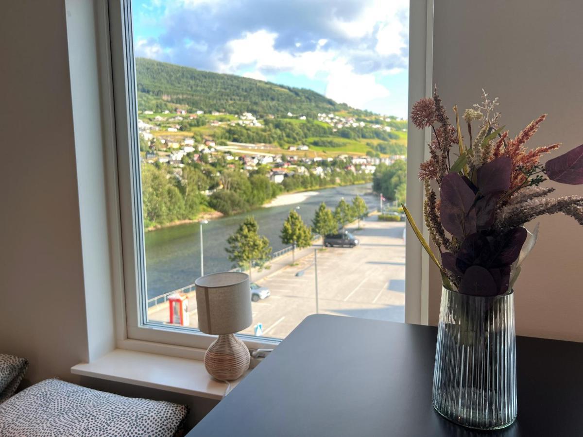 Apartment Budget & *