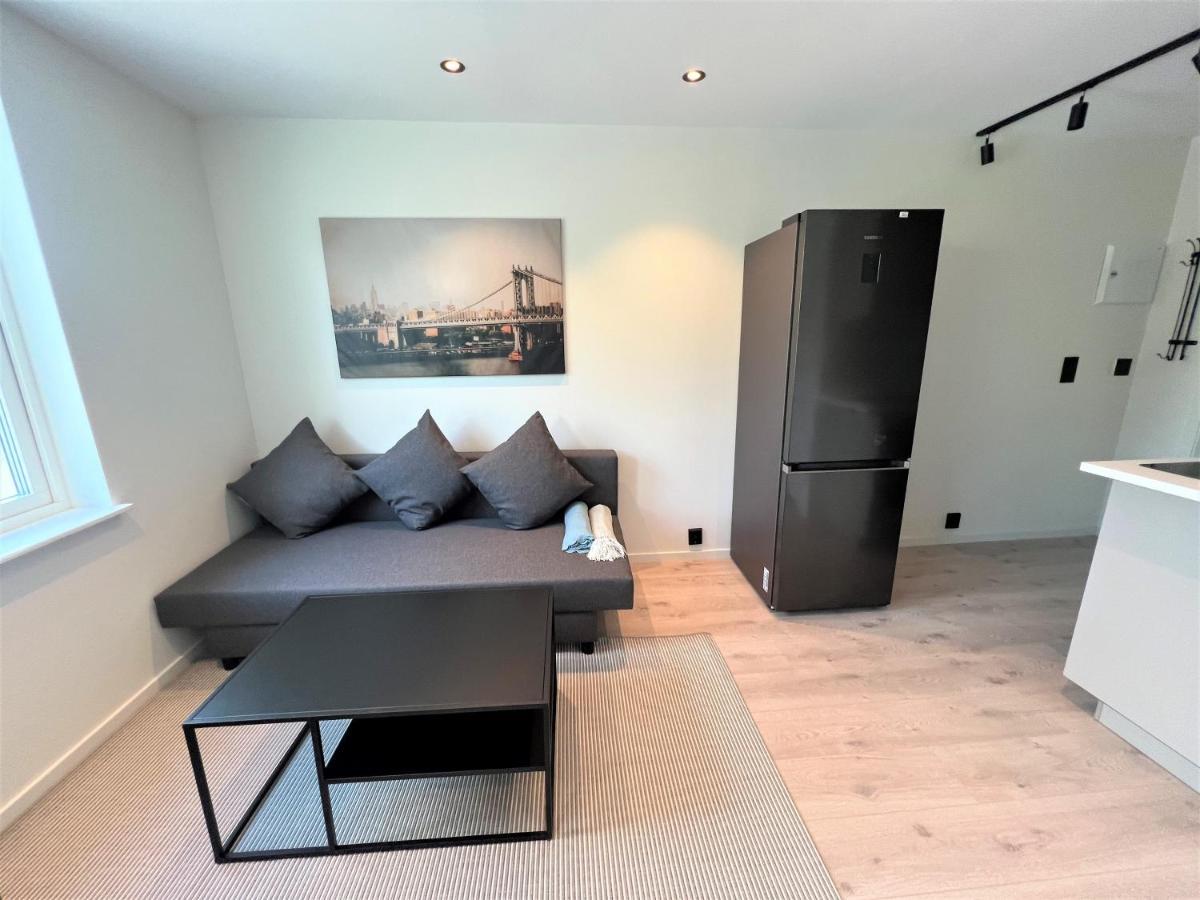 Apartment Budget & *