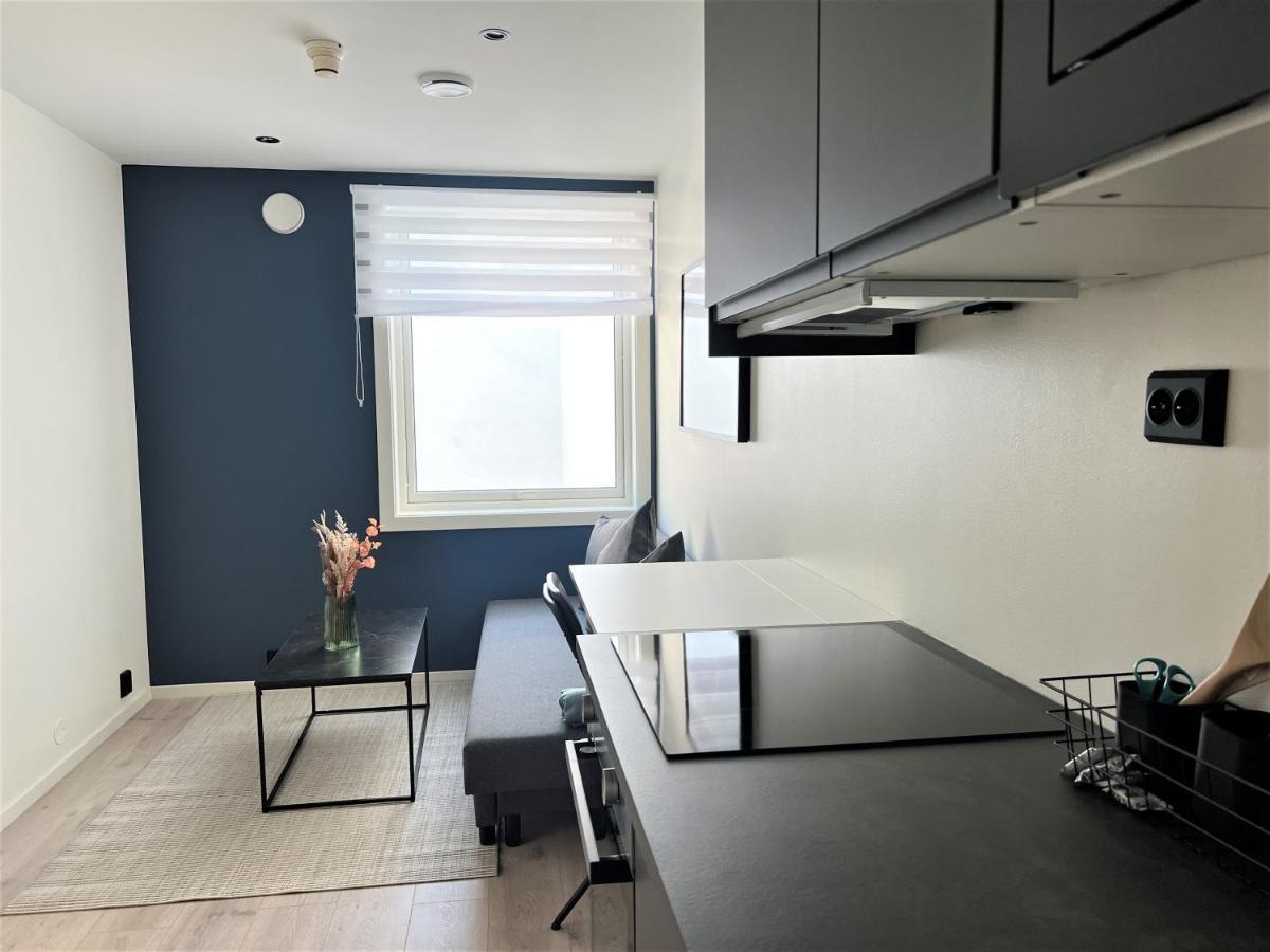 Apartment Budget & *